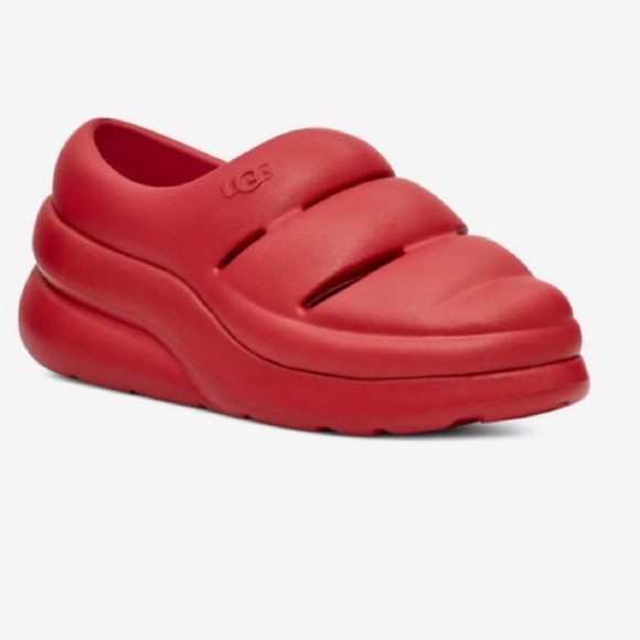 UGG Women's Sport Yeah Clog in Samba Red,
NWT
9 US - Picture 3 of 5